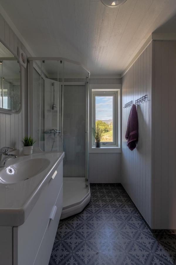 Pederstua, A Classic Fisherman'S Farm House In The Middle Of Lofoten Storeidet エクステリア 写真