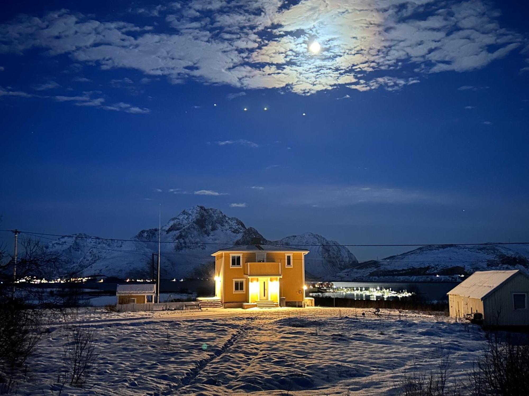 Pederstua, A Classic Fisherman'S Farm House In The Middle Of Lofoten Storeidet エクステリア 写真